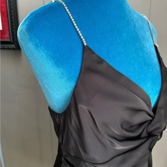 DO+BE Black Sleeveless Halter Mini Dress - Picture 9 of 16